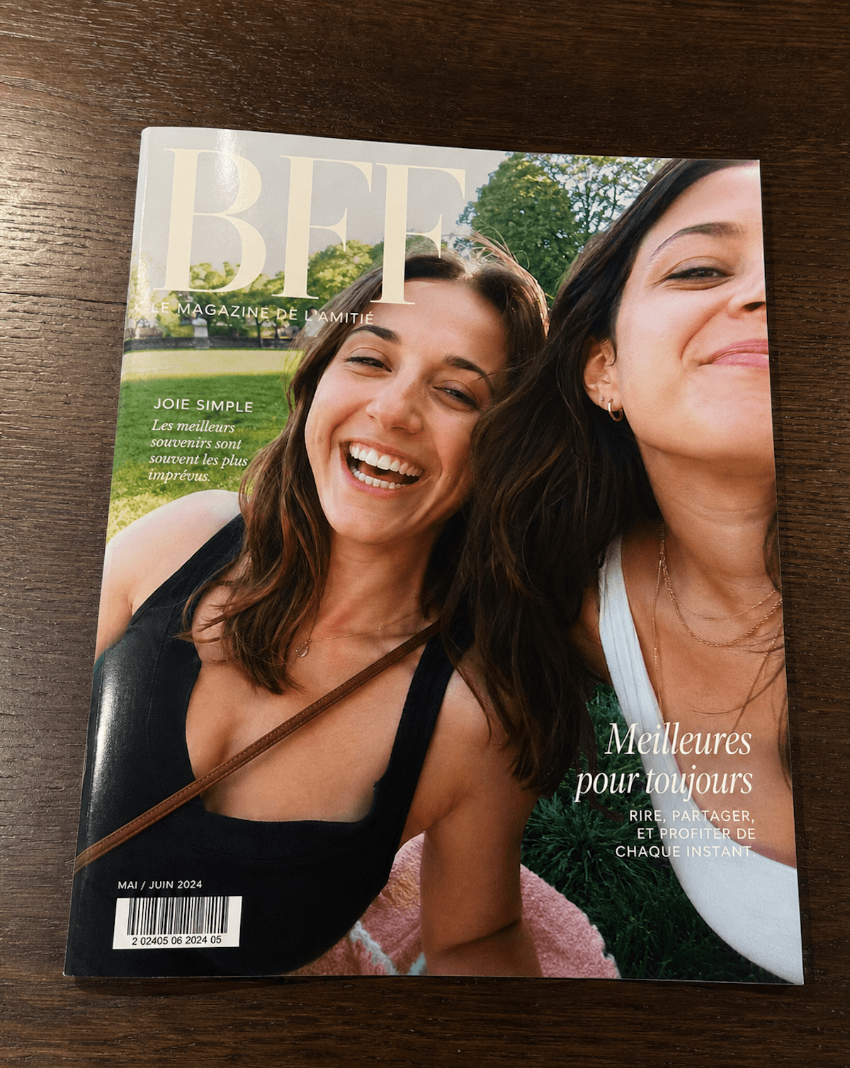 Couverture d'un magazine photo Unicover au format Essentiel, 20 pages